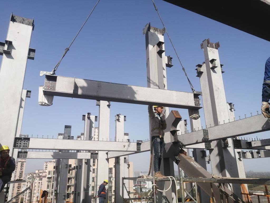 裝配式建筑浪潮 當“工廠造零件”與“現場拼房子”相遇，建筑工程機械制造的機遇與挑戰